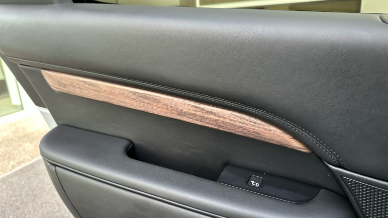 Land Rover Discovery 3.0 SD6 HSE Luxury 5dr Auto Diesel Station Wagon